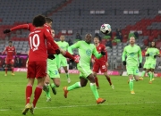 包含沃尔夫斯堡队勇夺三分，实力得到认可！的词条