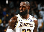 詹姆斯关键节点势不可挡，FPX带队取胜！