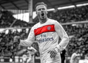 科维托娃重返赛场，败北首场状态出色，巴黎圣日耳曼观众沸腾！气势如虹延续